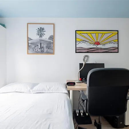 Veeve - Gallic Gallery Apartment *